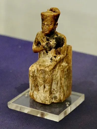 Depiction: Khufu