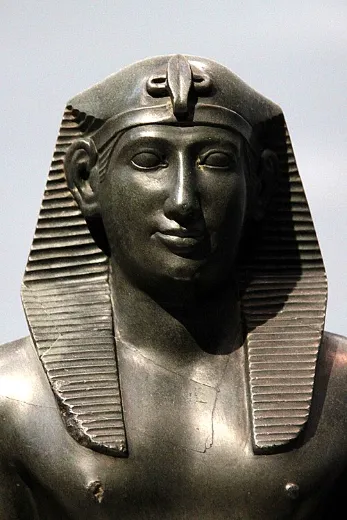 Depiction: Psamtik II